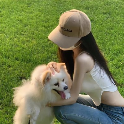 踉跄女孩